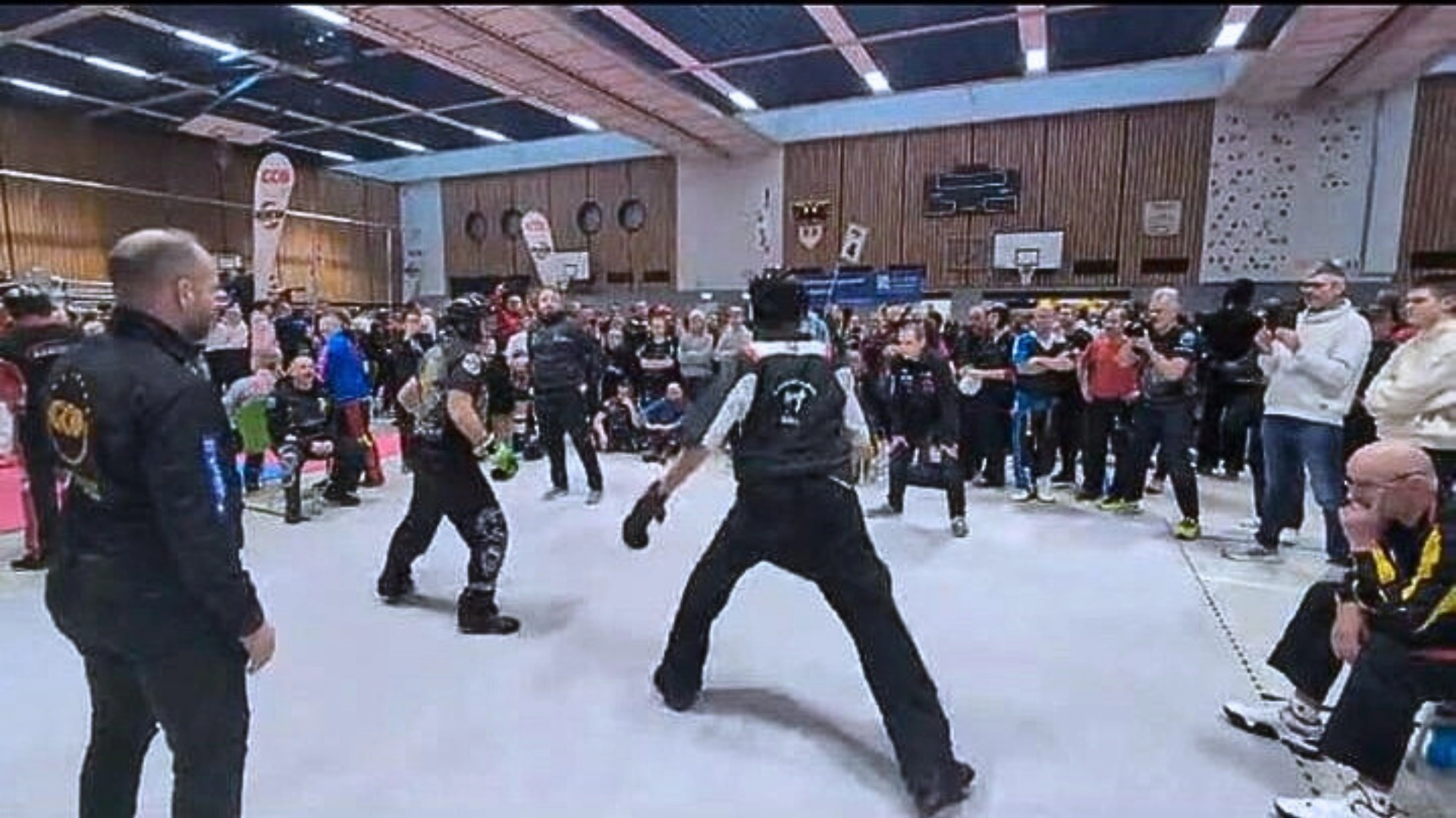 bg